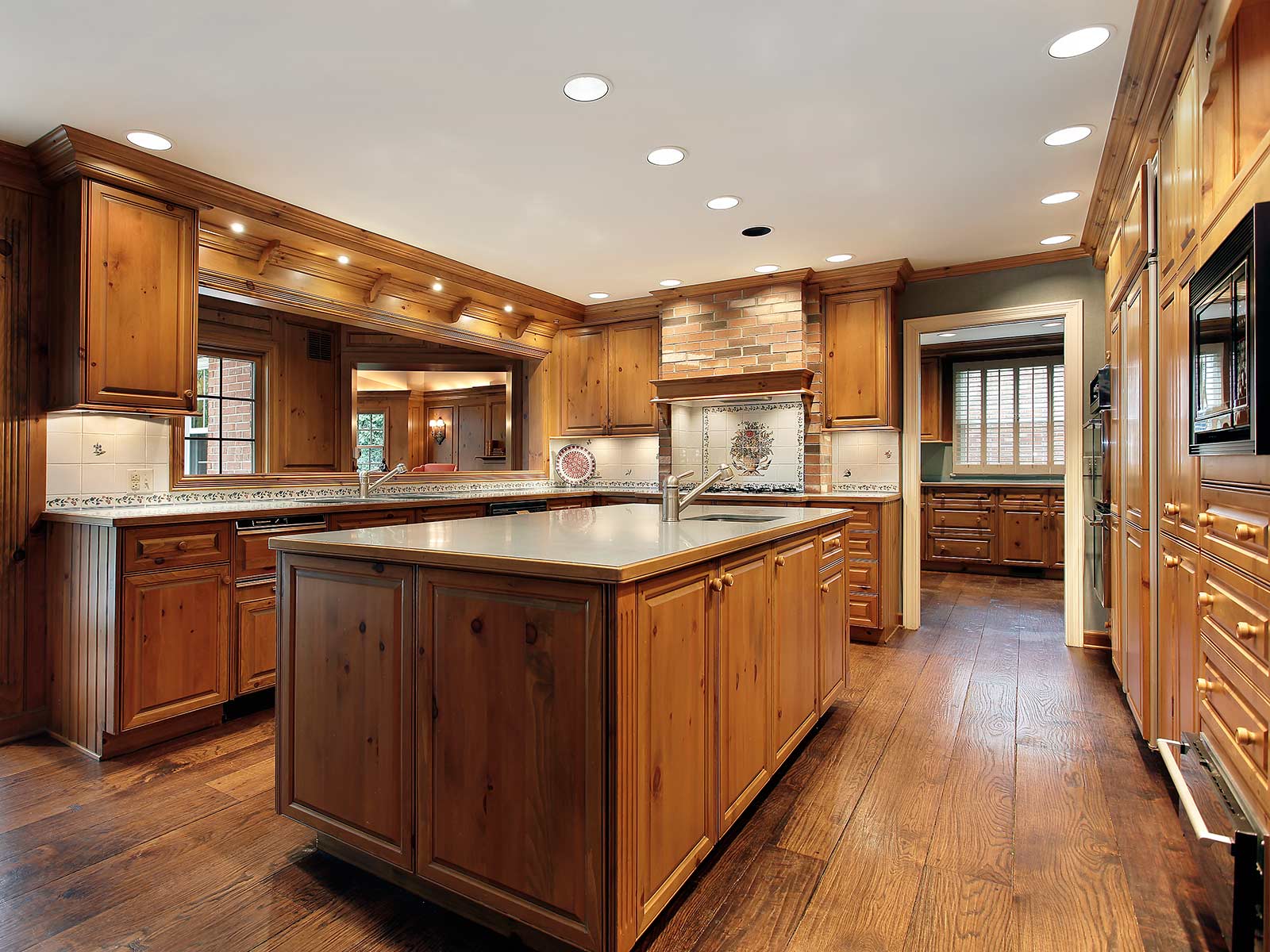SHB beautiful traditional kitchens with modern features