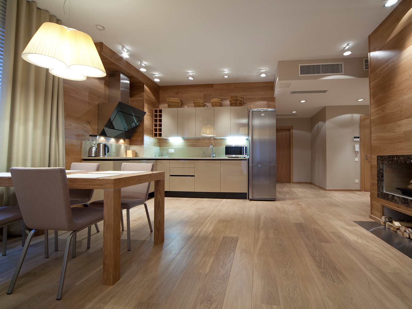 Luxurious natural looking kitchens by SHB
